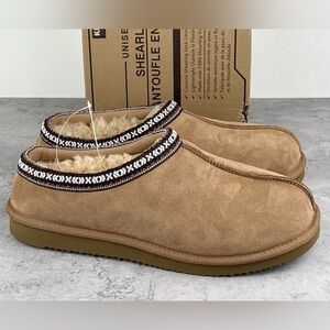 kirkland shearling slippers Women’s Size 9 Tan New In Box Brown Men’s 8